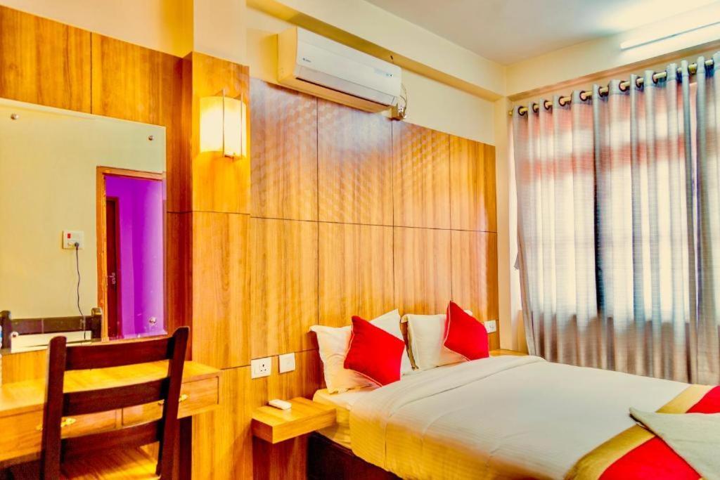 Hotel Great Doors Thamel Katmandú Exterior foto